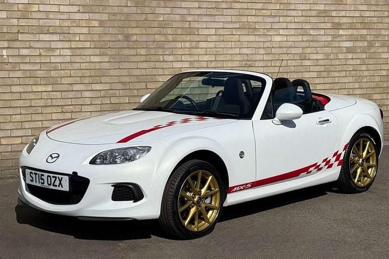 White Used 2015 Mazda MX5 Cabriolet | £10,395 (Fair price) - Image 1/1