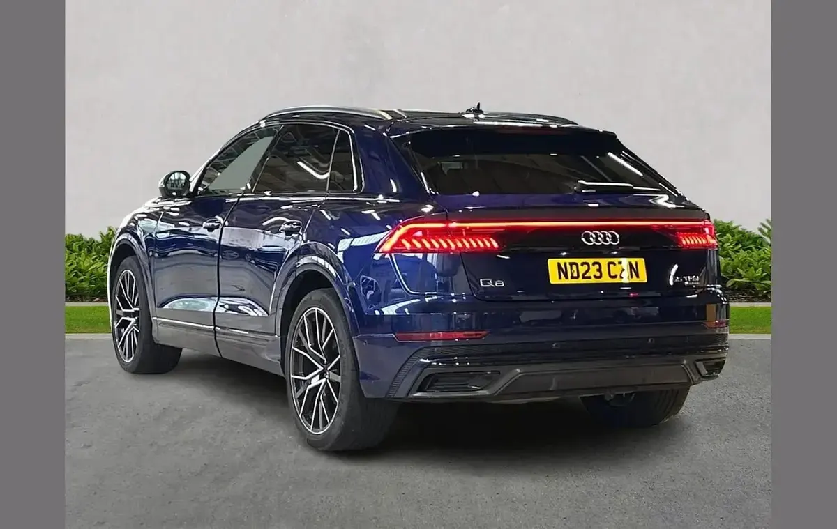 Used Audi Q8 Black Edition 340 HP (250 kW) 2023 Blue SUV