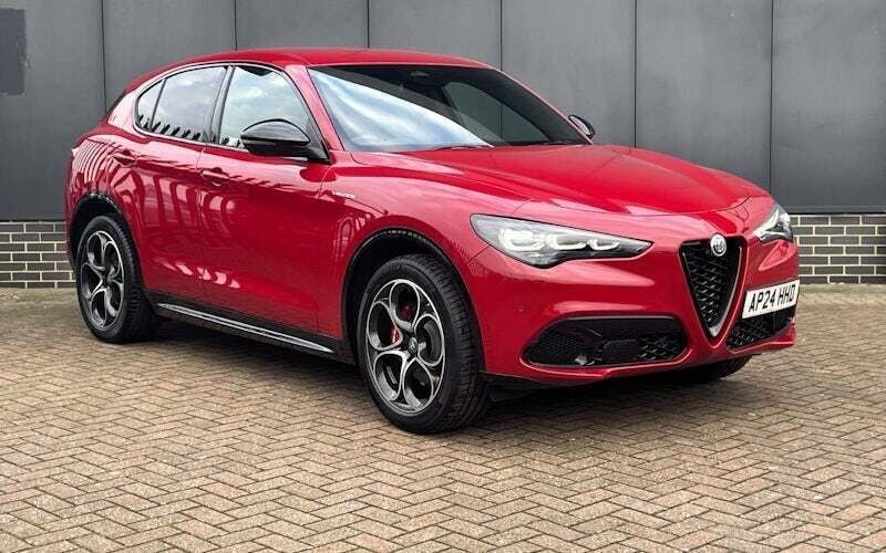 Red New 2024 Alfa Romeo Stelvio Veloce SUV | £44,998 (Good price) - Image 1/4