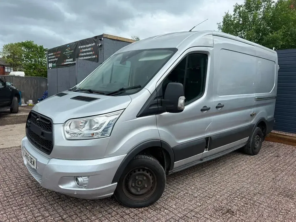 Used Ford Transit Trend 125 HP (91 kW) 2015 Silver Van