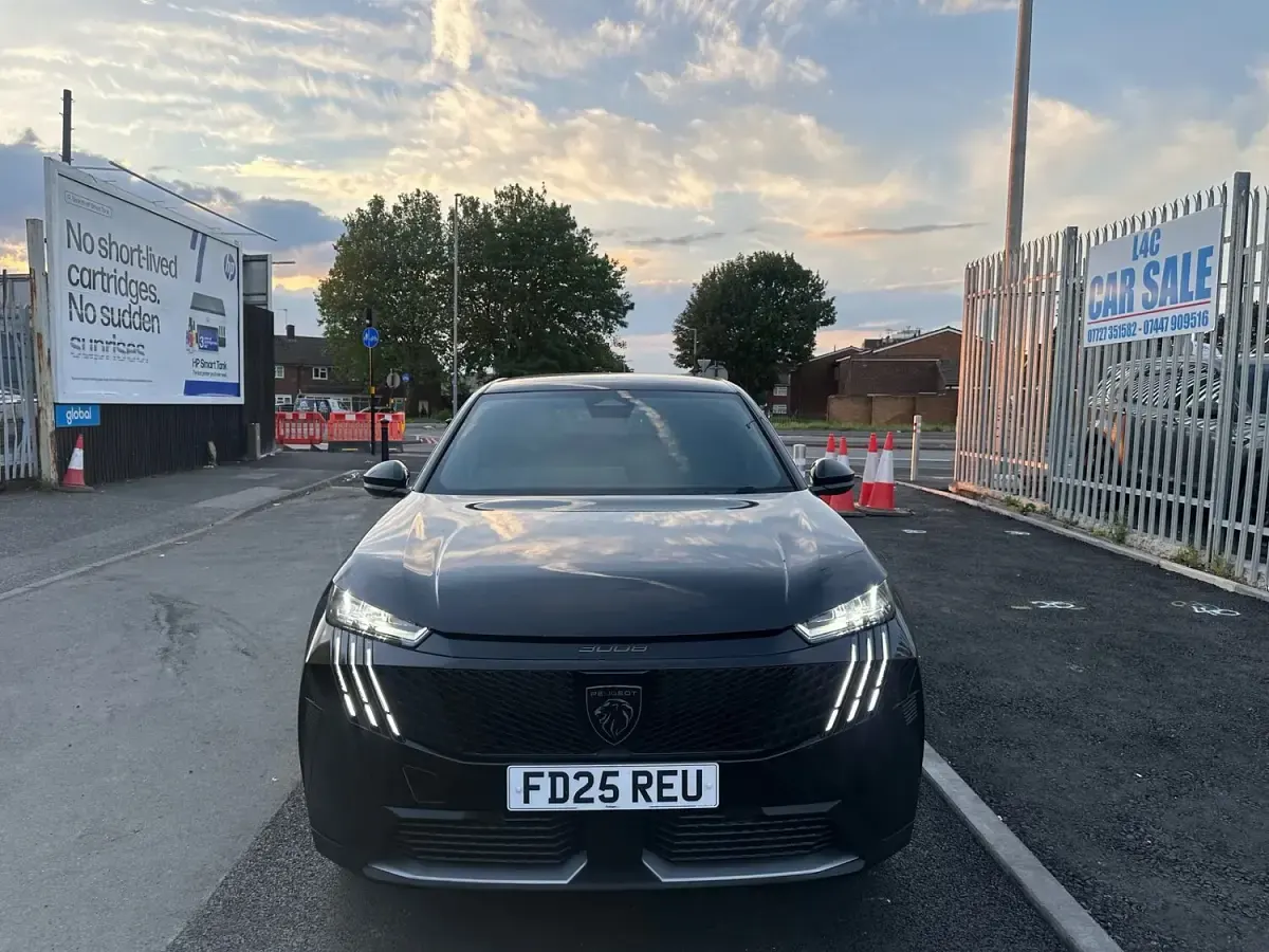 Used Peugeot 3008 Allure 2025 Black SUV