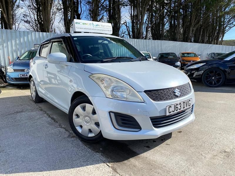 Used Suzuki Swift SZ4 2013 White Hatchback