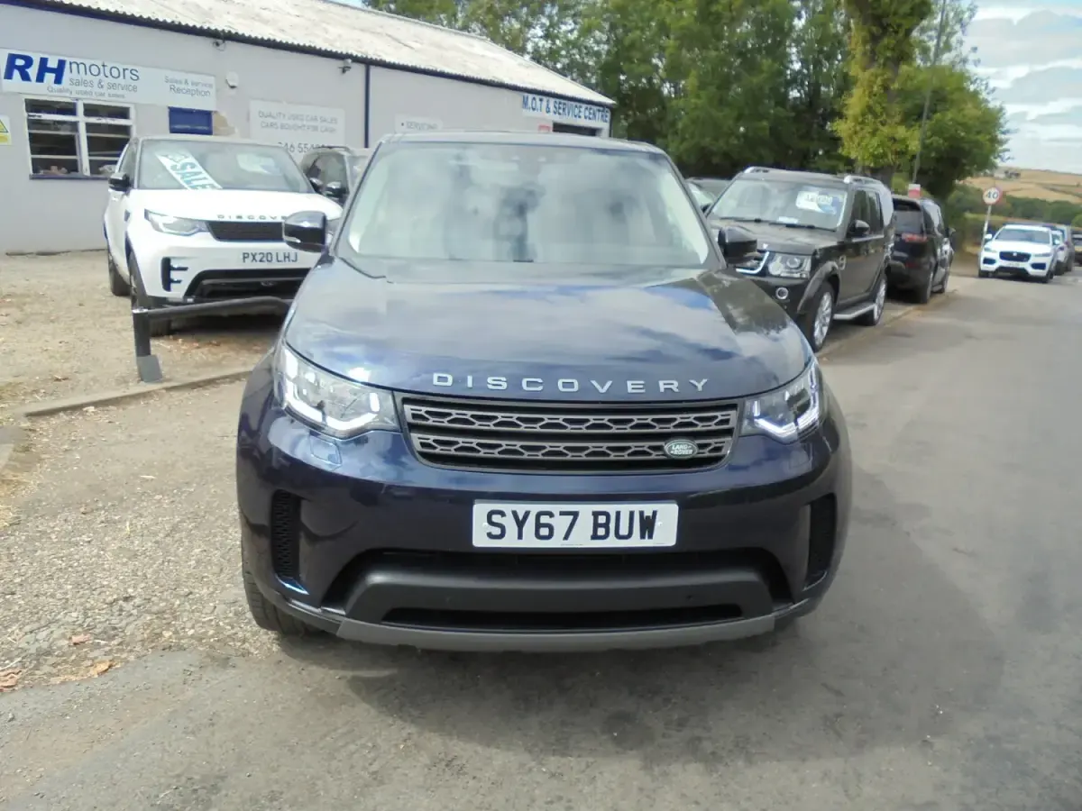 Used Land Rover Discovery SE 2017 Blue SUV