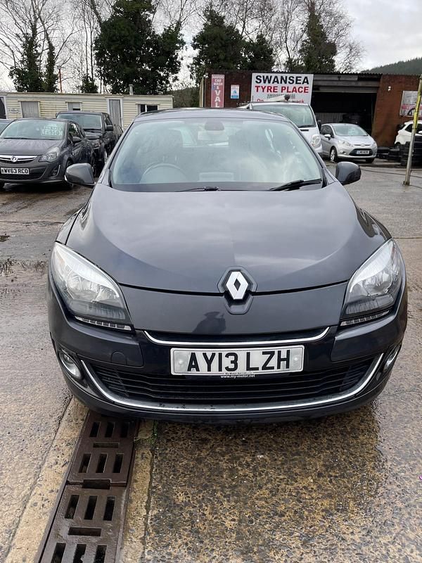 Used Renault Mégane III Dynamique 2013 Grey Hatchback