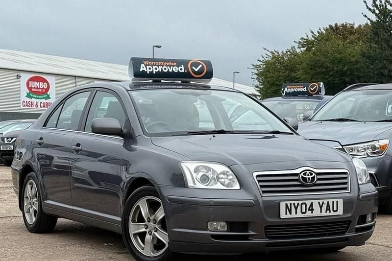 Silver Used 2004 Toyota Avensis T3 Hatchback | £2,275 (Fair price) - Image 1/1