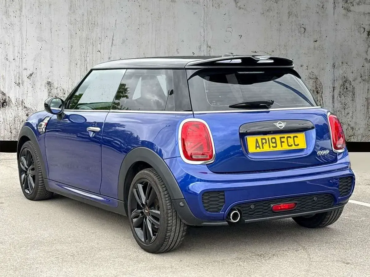 Usado Mini Cooper Hatch 2019 Azul Citadino