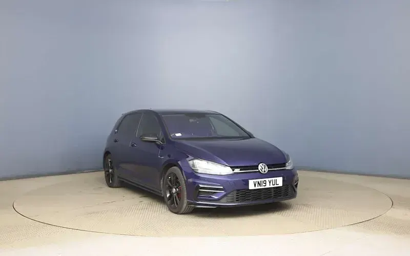 Used VW Golf VII R-line 150 HP (110 kW) 2019 Hatchback