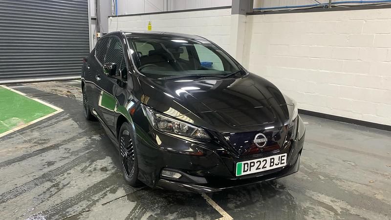 Used Nissan Leaf N-Connecta 110 kW (150 HP) 2022 Black Hatchback
