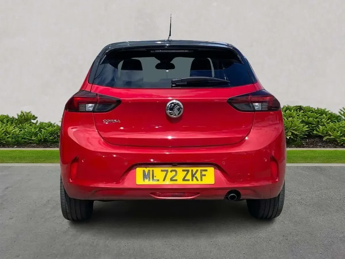 Used Vauxhall Corsa Edition 100 HP (73 kW) 2022 Red Hatchback