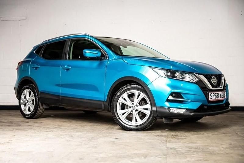 Blue Used 2018 Nissan Qashqai N-Connecta SUV | £10,350 (Good price) - Image 1/1