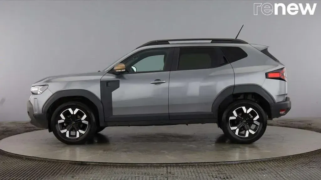 Used Dacia Duster Extreme 131 HP (96 kW) 2025 Grey SUV