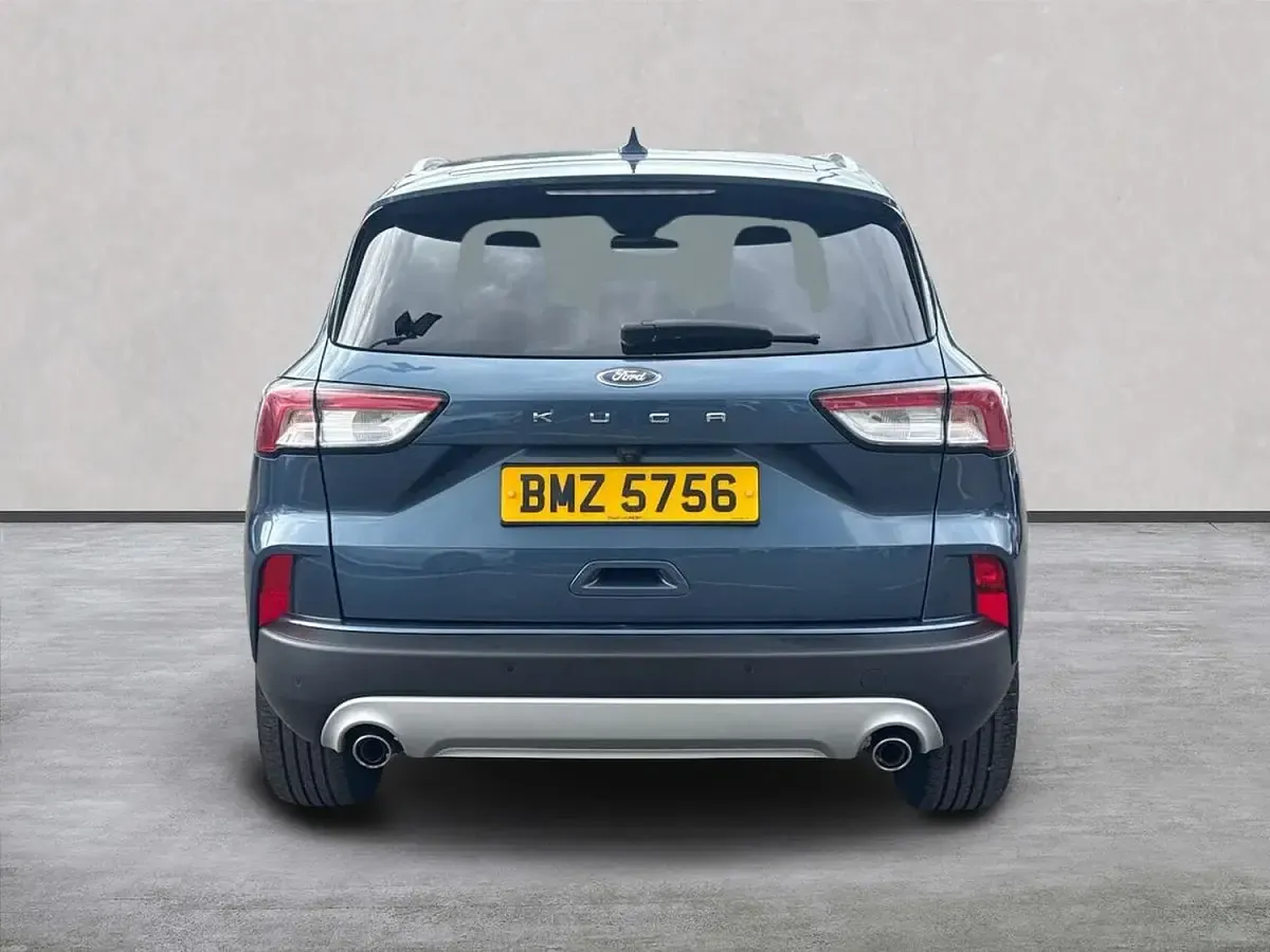 Used Ford Kuga Titanium 150 HP (110 kW) 2023 Blue SUV