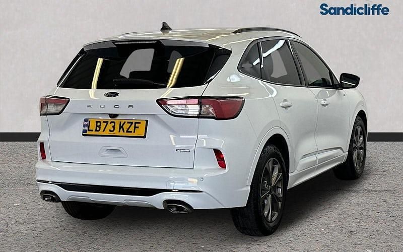 Used Ford Kuga ST-Line 190 HP (139 kW) 2023 White SUV