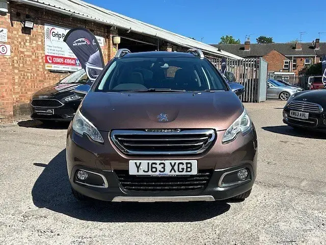 Used Peugeot 2008 Allure 82 HP (60 kW) 2013 Brown SUV