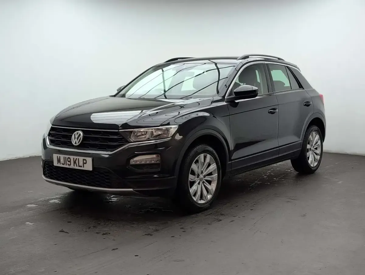 Used VW T-Roc SE 115 HP (84 kW) 2019 Black SUV
