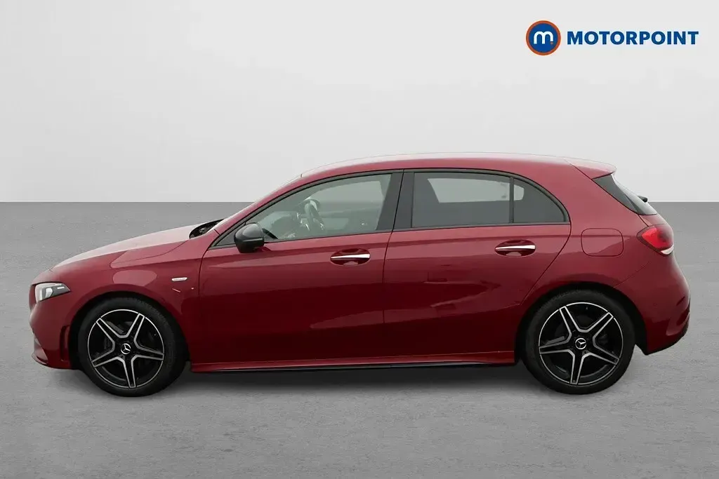 Used Mercedes A200 AMG Line Premium 163 HP (119 kW) 2022 Red Hatchback