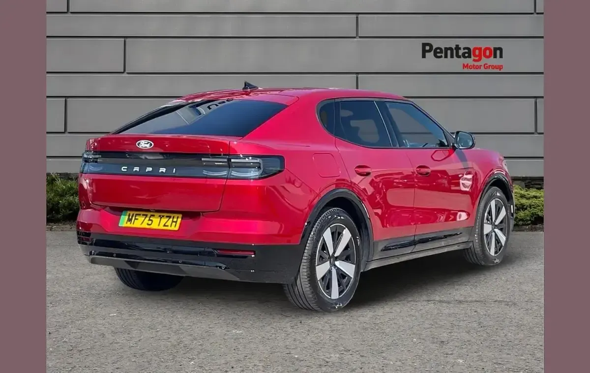 Used Ford Capri Select 210 kW (286 HP) 2026 Red SUV