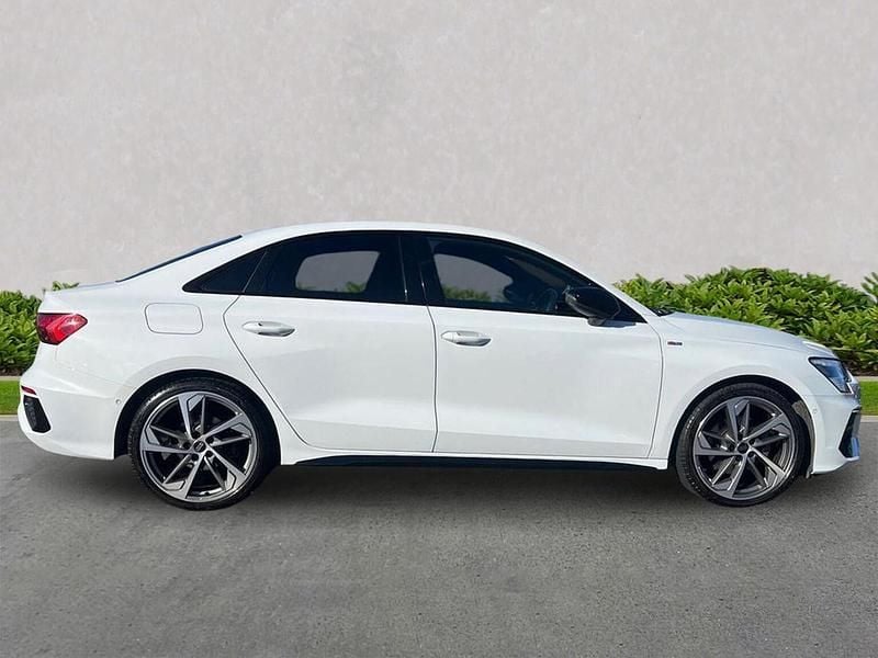 Used Audi A3 Advanced 190 HP (139 kW) 2023 White Sedan
