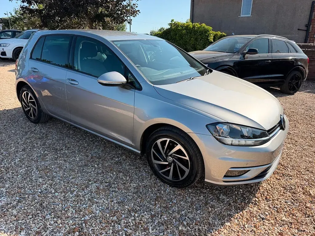 Used VW Golf VII Match 115 HP (84 kW) 2019 Silver Hatchback
