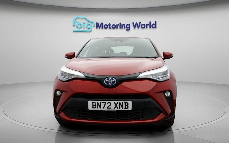 Used Toyota C-HR 122 HP (89 kW) 2023 SUV