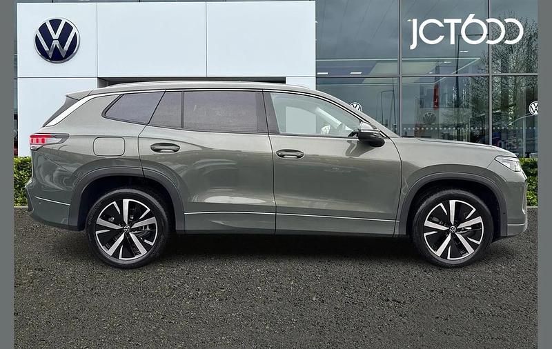 Used VW Tayron Elegance 204 HP (150 kW) 2025 Green SUV