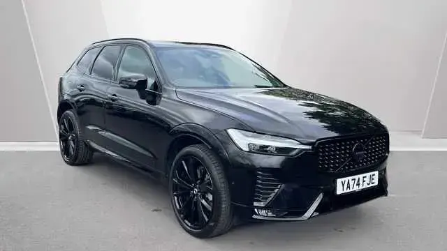 Usado Volvo XC60 Plus 250 CV (183 kW) 2025 SUV