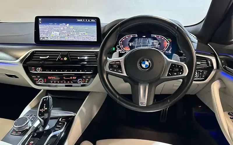 Used BMW 520 M Sport 190 HP (139 kW) 2022 Black Sedan