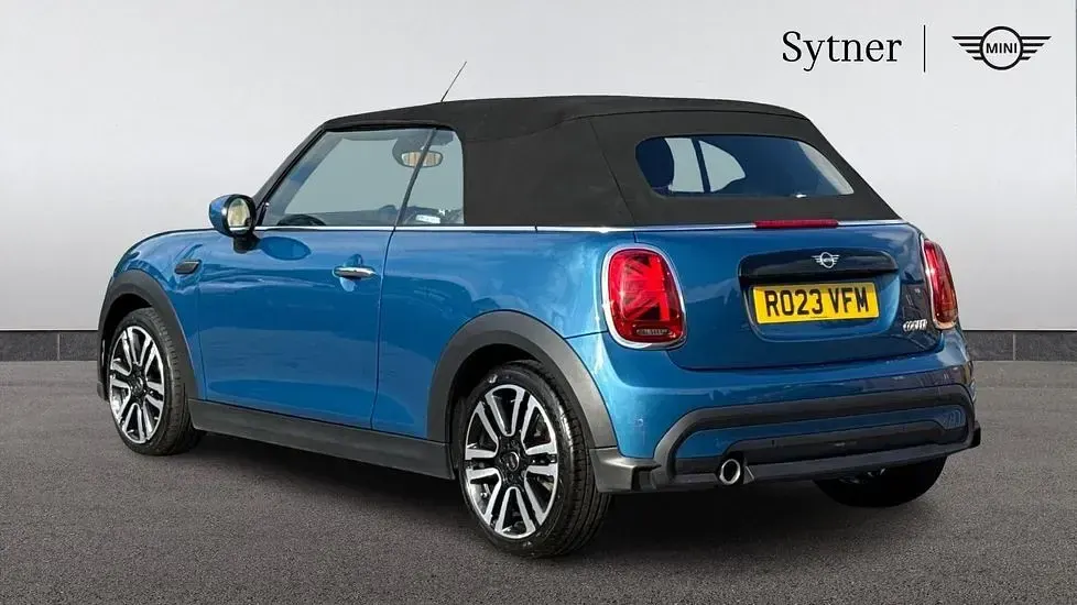 Used Mini Cooper Cabriolet Exclusive 134 HP (98 kW) 2023 Blue Cabriolet