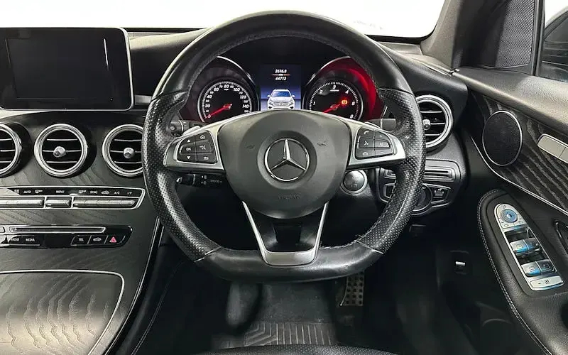 Used Mercedes GLC250 AMG 204 HP (150 kW) 2019 Grey SUV