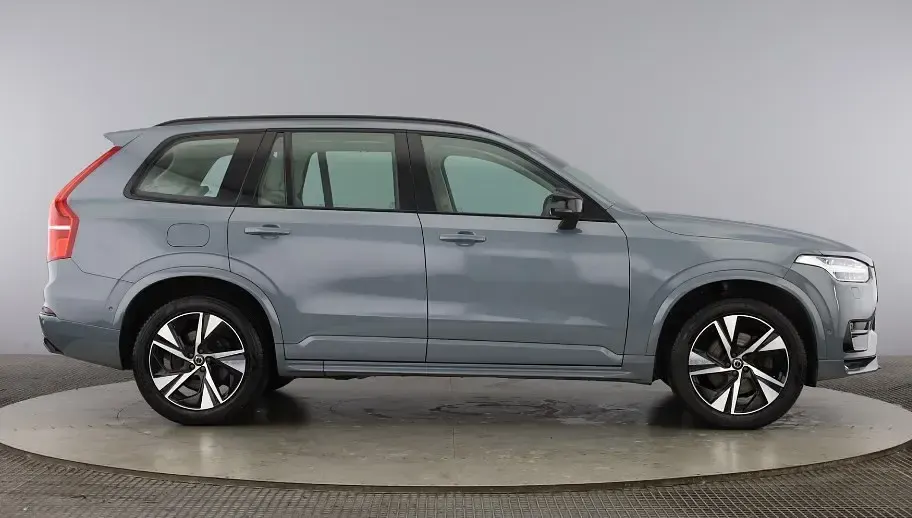 Used Volvo XC90 Plus 232 HP (170 kW) 2023 SUV