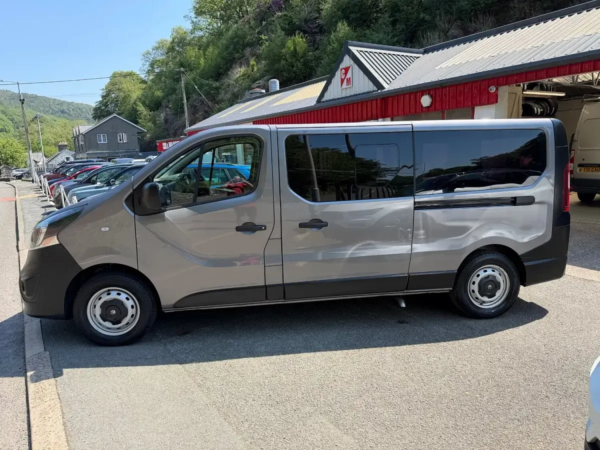 Used Vauxhall Vivaro 2018 Grey MPV