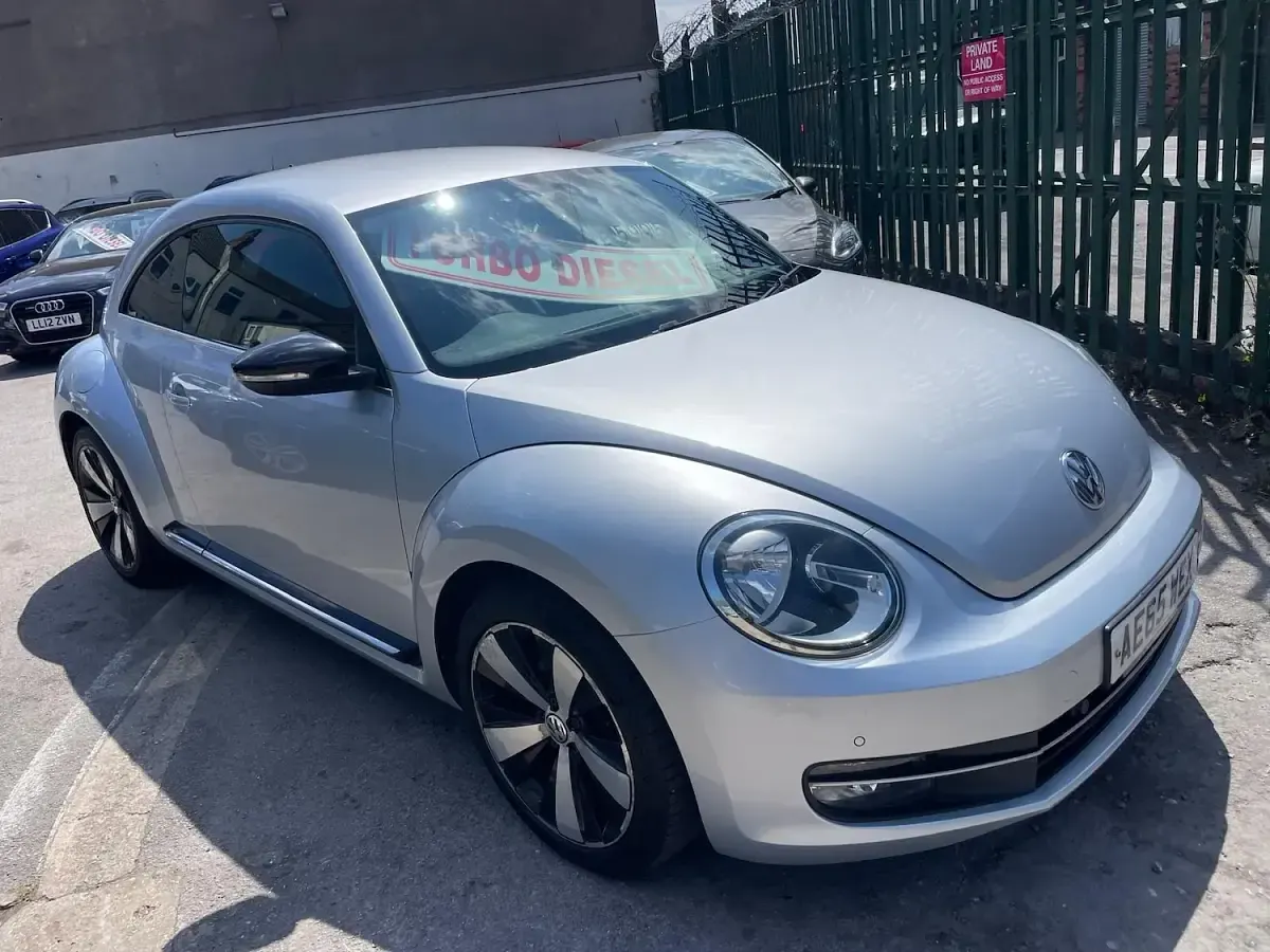 Used VW Beetle Sportline 150 HP (110 kW) 2015 Silver Hatchback