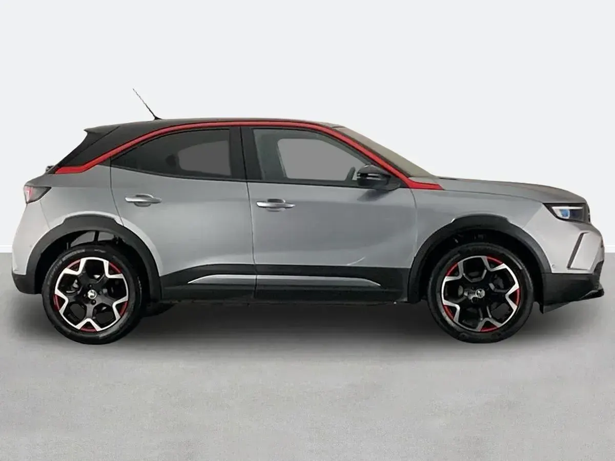 Usado Vauxhall Mokka SRi 130 CV (95 kW) 2022 Gris SUV