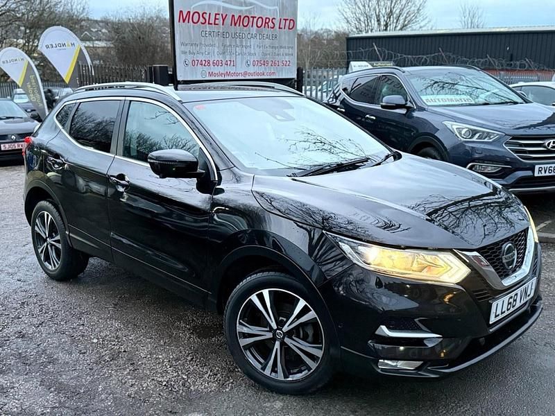 Used Nissan Qashqai N-Connecta 2018 Black SUV