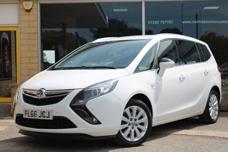 White Used 2016 Vauxhall Zafira Tourer MPV | £9,371 (A bit pricey) - Image 1/4