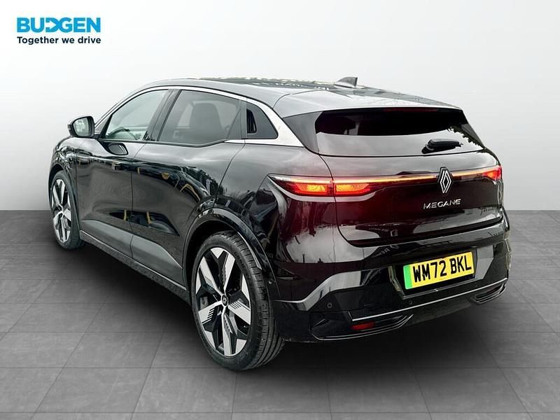 Used Renault Megane E-Tech Techno 160 kW (218 HP) 2022 Black/grey Hatchback