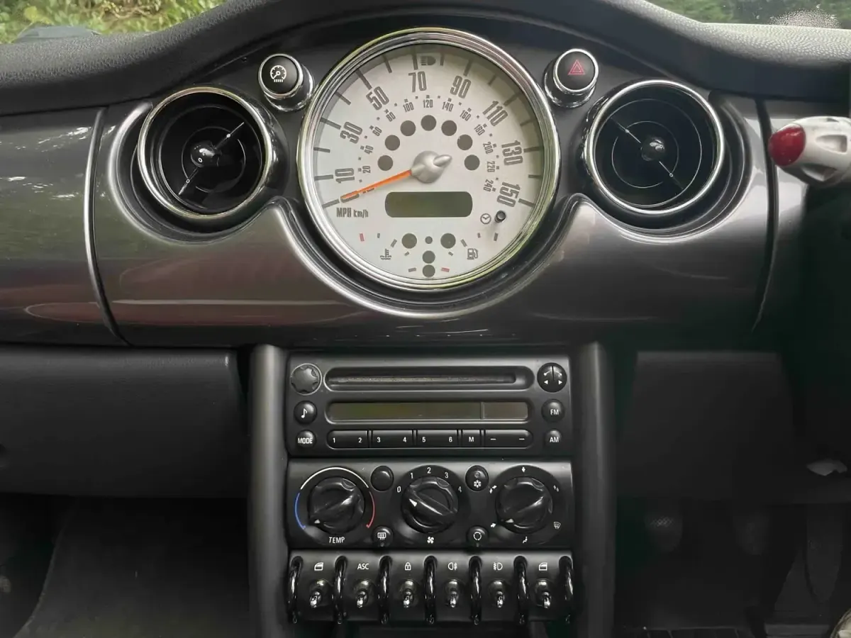 Begagnad Mini ONE 2008 Vit Halvkombi