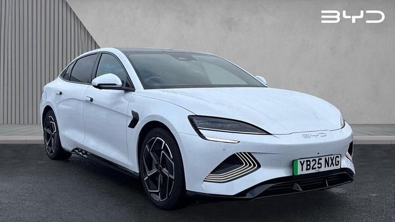 Used BYD Seal 389 kW (530 HP) 2025 White Sedan