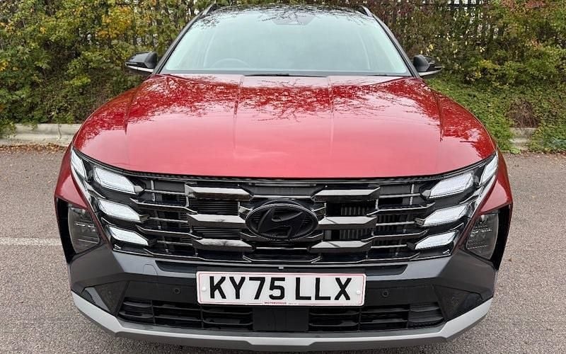 New Hyundai Tucson Premium 160 HP (117 kW) 2025 Red SUV