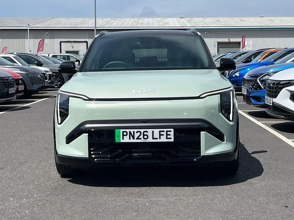 Used Kia EV3 GT-Line S 147 kW (201 HP) 2026 Green SUV