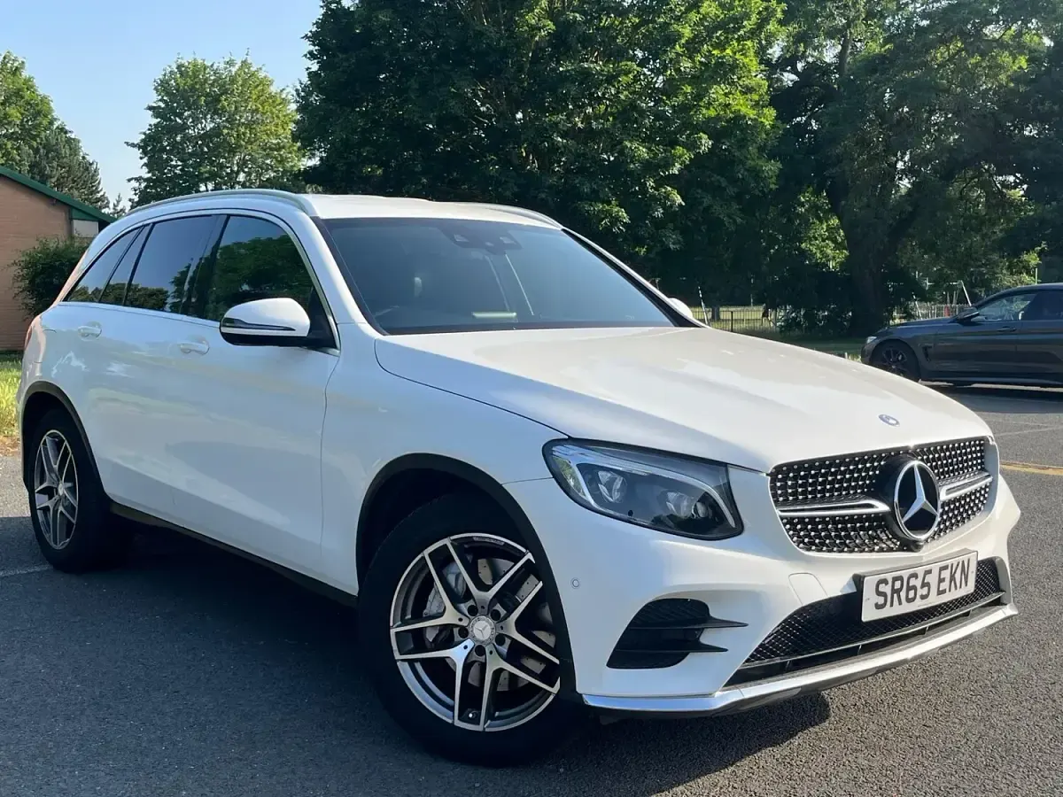Used Mercedes GLC220 AMG line 170 HP (125 kW) 2015 White SUV