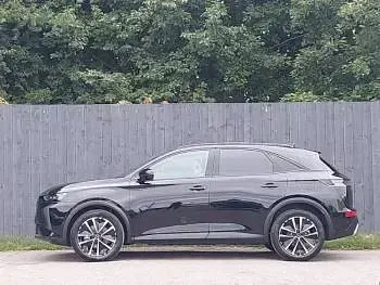 New DS Automobiles DS7 Crossback 225 HP (165 kW) 2025 Black SUV