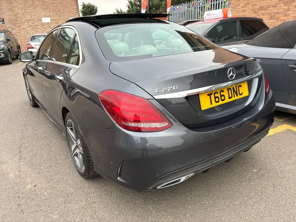 Used Mercedes C220 AMG Line Premium 170 HP (125 kW) 2014 Grey Sedan