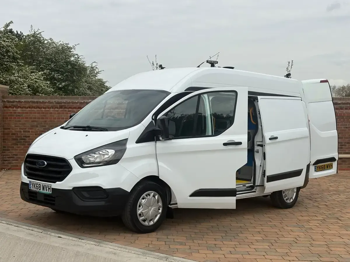 Used Ford Transit Custom 170 HP (125 kW) 2018 White Van