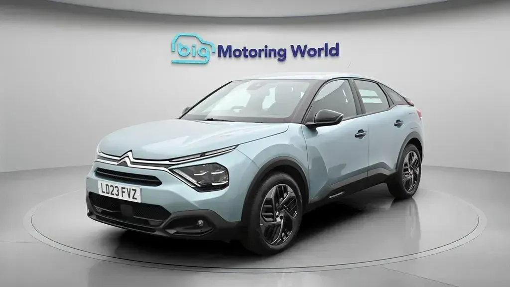 Gebraucht Citroën C4 PureTech 100 PS (73 kW) 2023 Blau SUV