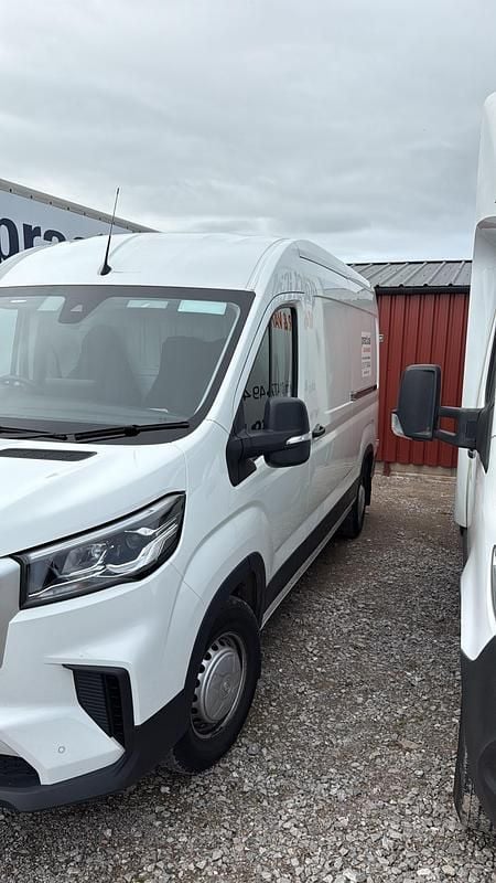 White Used 2024 Maxus V90 Van | £16,488 (A bit pricey) - Image 1/4