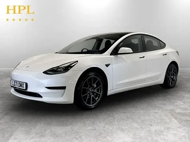 Used Tesla Model 3 Standard Range 366 kW (498 HP) 2021 White Sedan