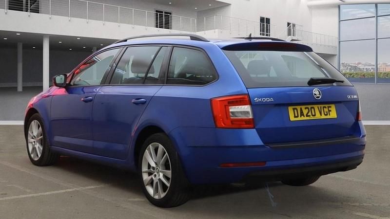 Used Skoda Octavia SE L 150 HP (110 kW) 2020 Blue Estate