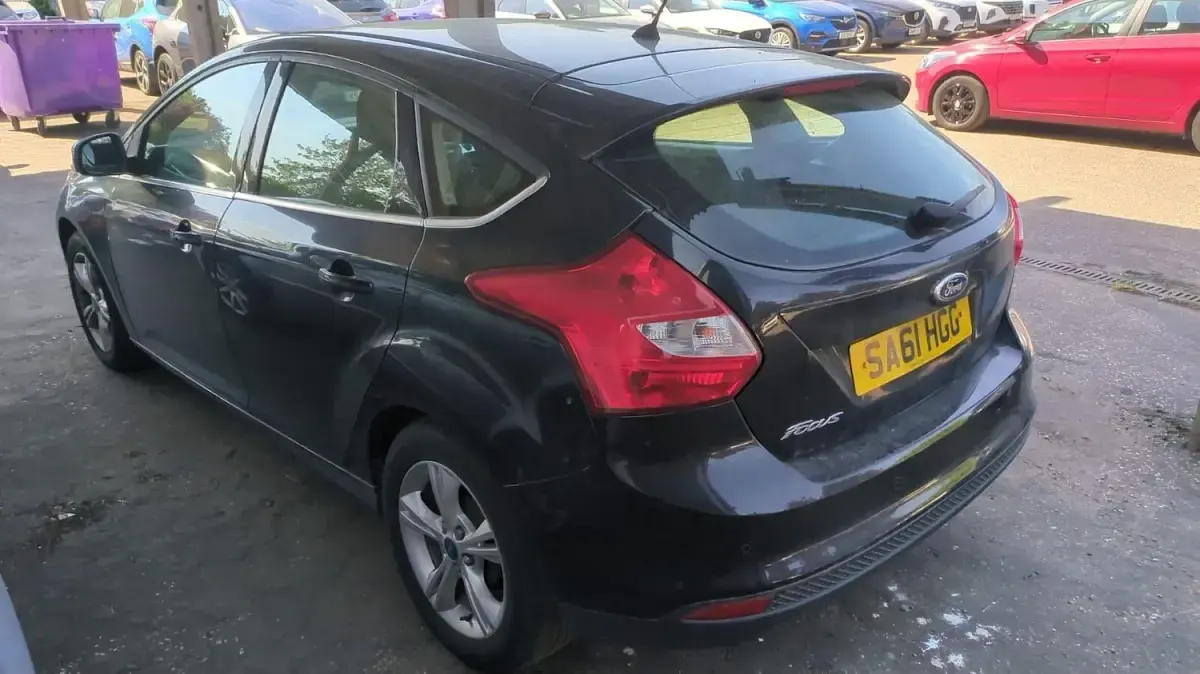 Used Ford Focus Zetec 2011 Black Hatchback