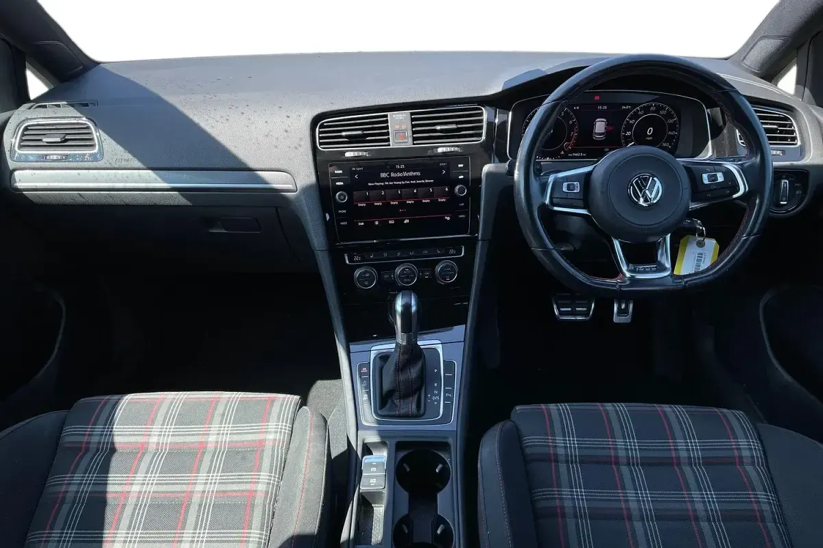 Used VW Golf VII GTI 230 HP (169 kW) 2018 Blue Hatchback
